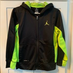 Nike Air Jordan Boy’s Therma-FIT pullover